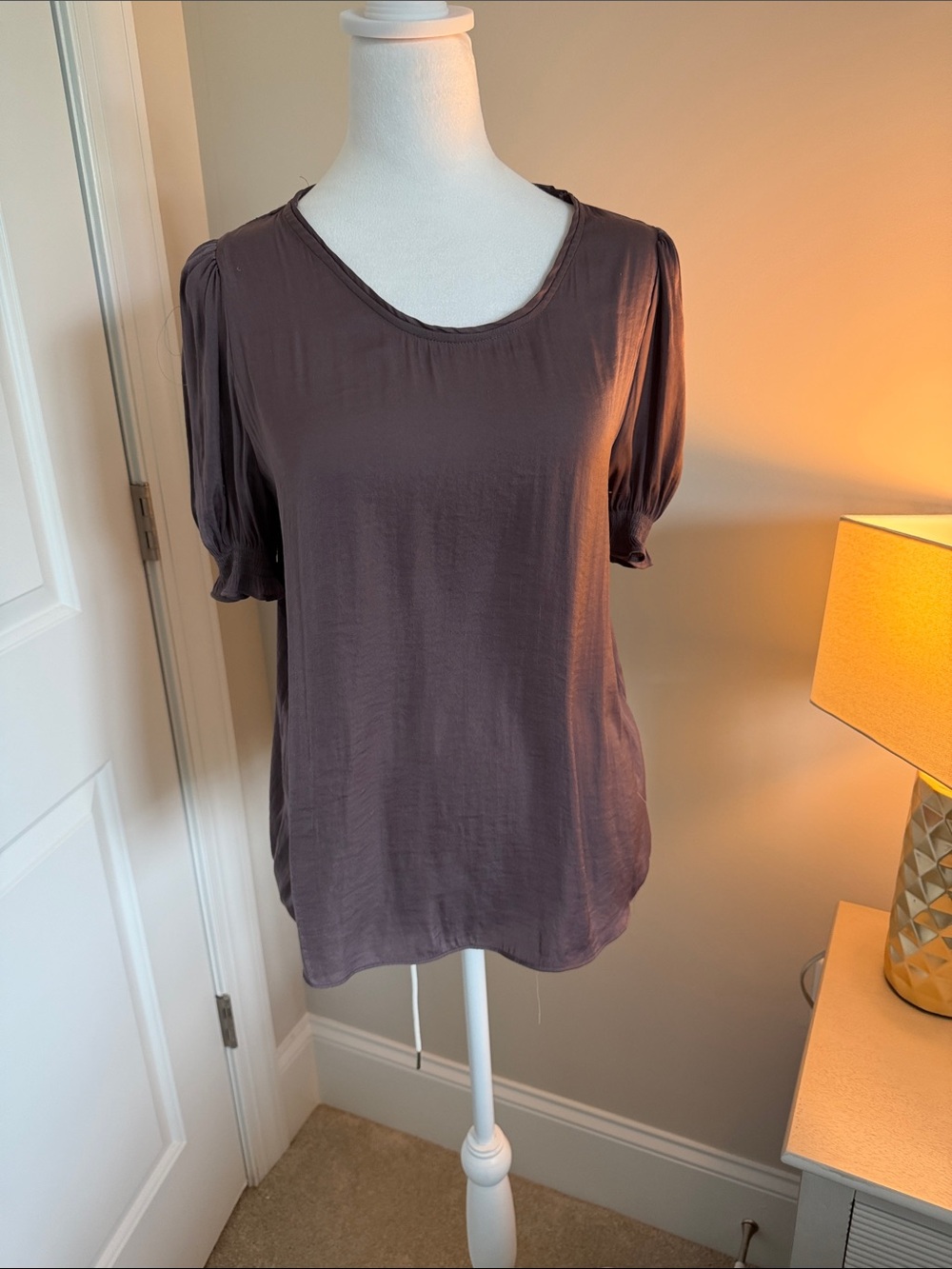 Women's Puff-Sleeve Scoop Neck Top - sable brown